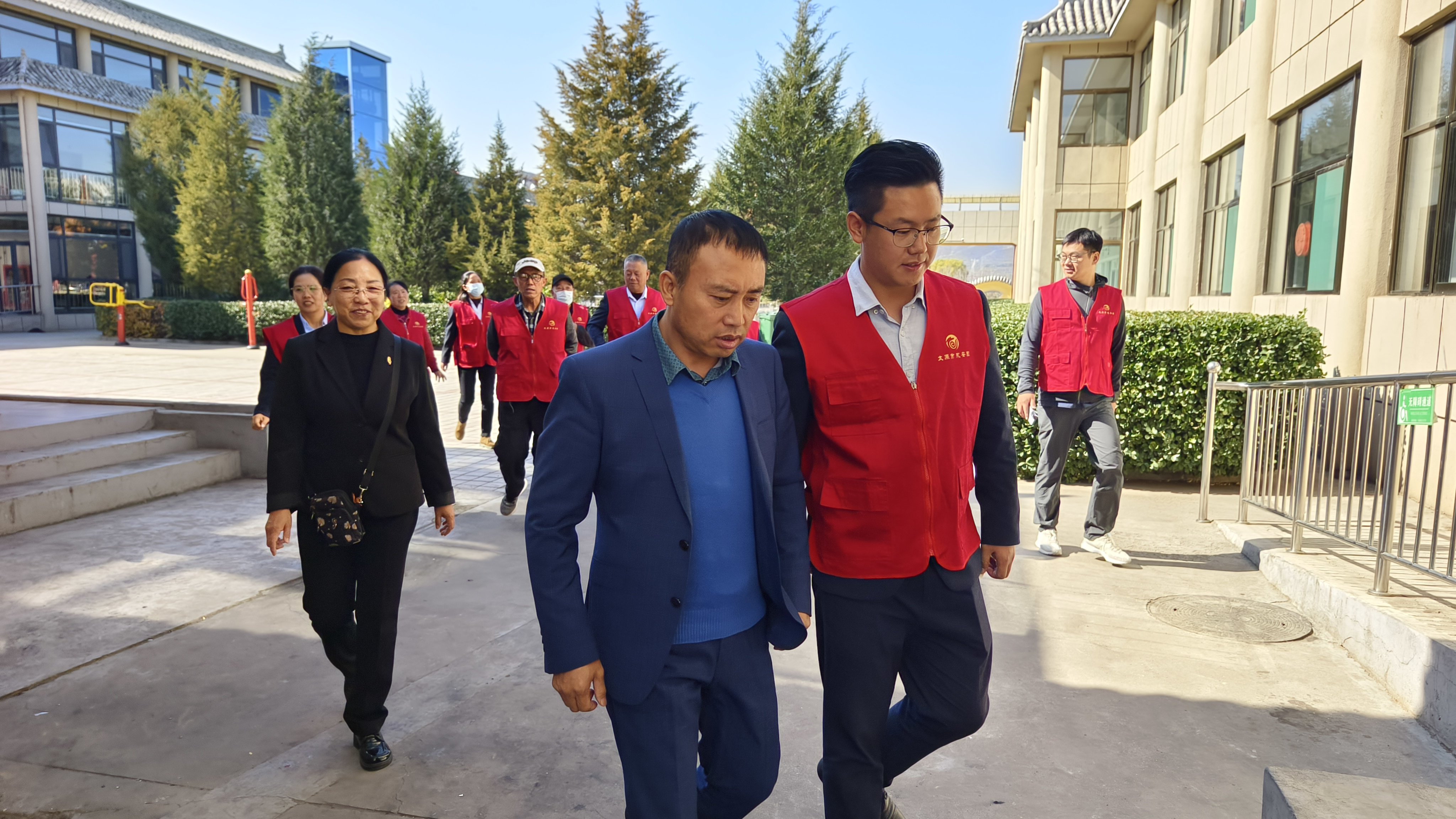 佳节又重阳，仲博送温暖