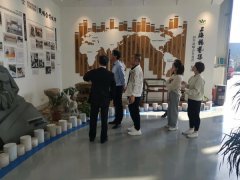 10月底，温州、张家口两地领导考察仲博集团