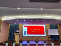 杨桂荣总裁亲自授课，设计培训会激发创意巧思