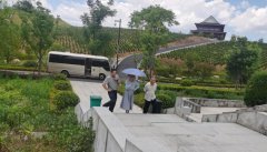 <b>不畏酷暑，参观指导促提升</b>