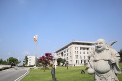 走进历史，感受名人魅力|品味名人雕塑的独特韵味